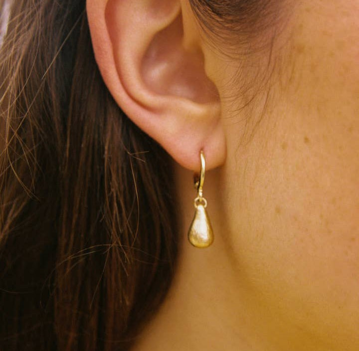 gold drop earrings for woman 